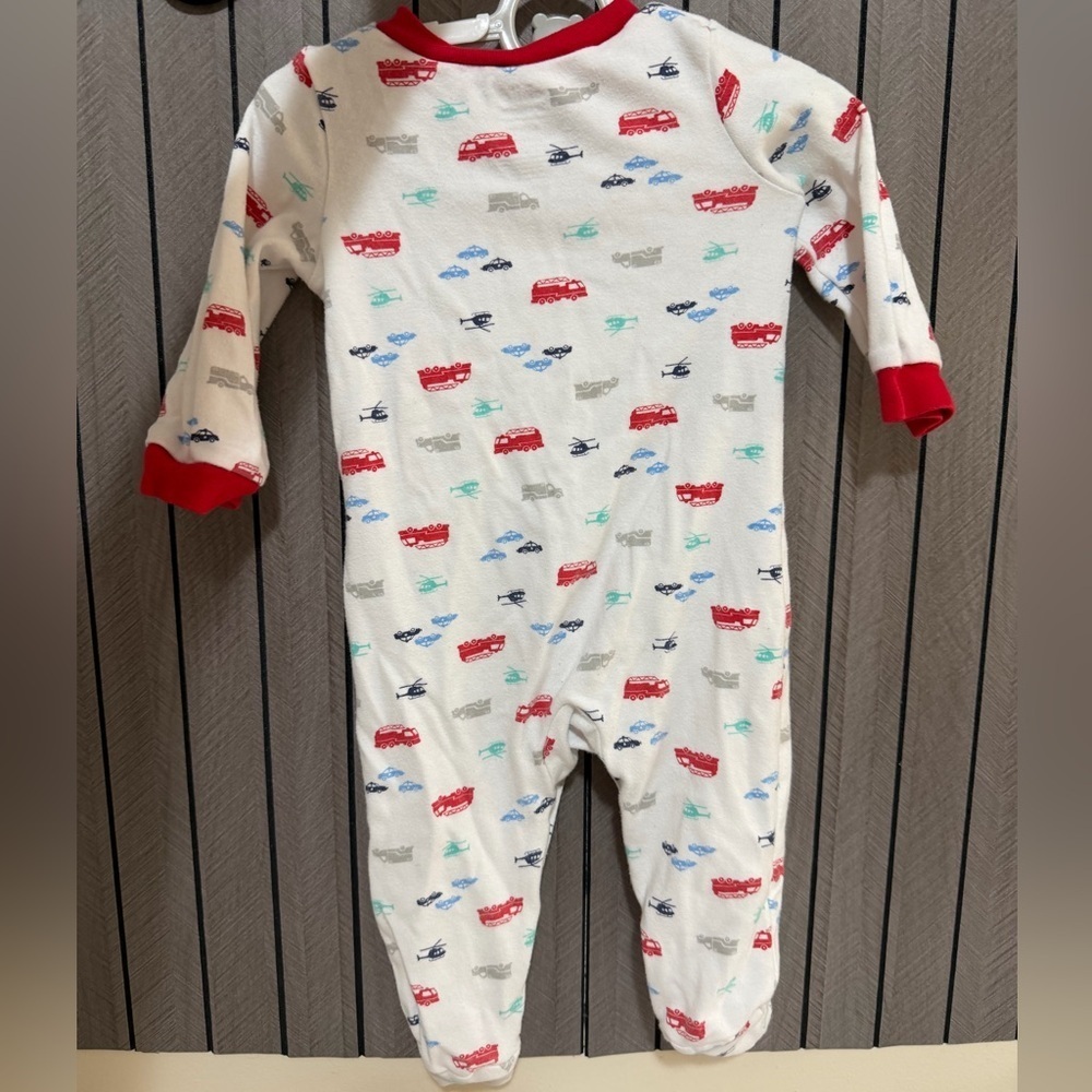 ❤️ BUNDLE 4/$20 Carter's White Footie with Red and Blue Car Print - Picture 2 of 3